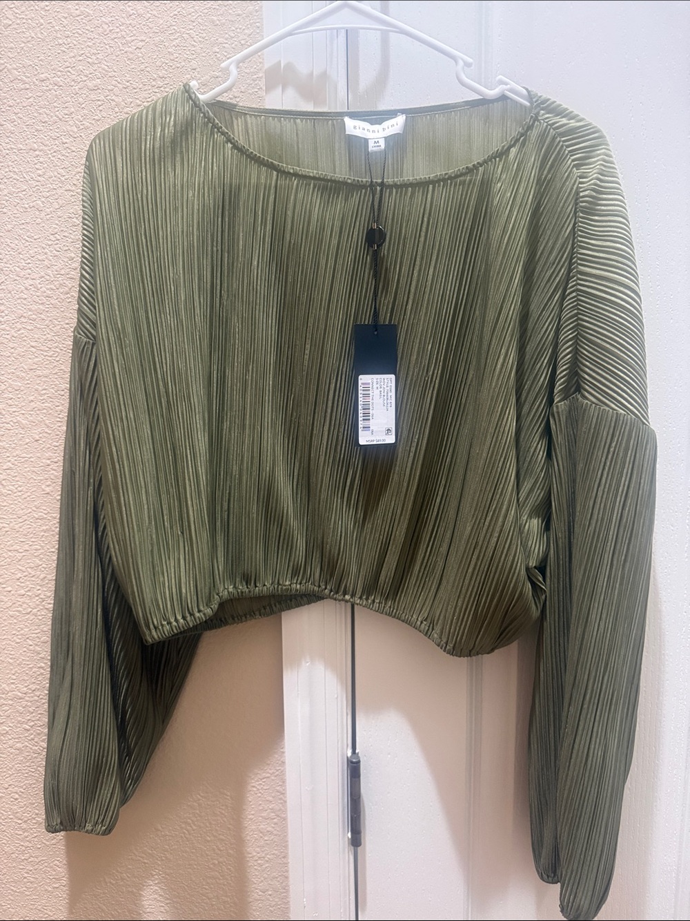 Beautiful Gianni Bini Women's Olive Green Pleated Long-Sleeve Crop Top
